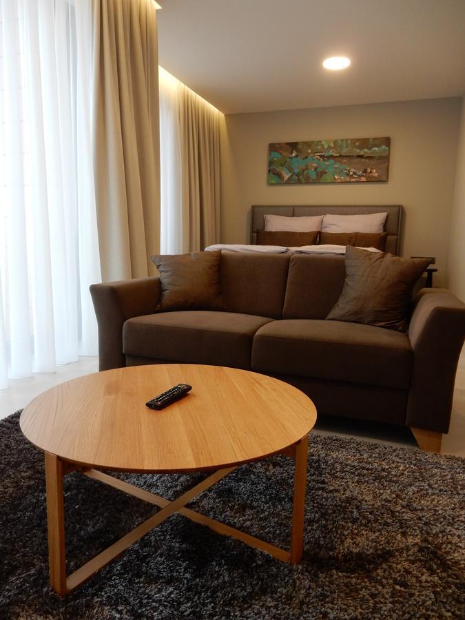 Mg Restaurace/Luxury Apartments Mladá Boleslav Екстериор снимка